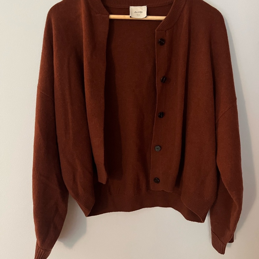 ALYSI Women's Classic Brown Cardigan